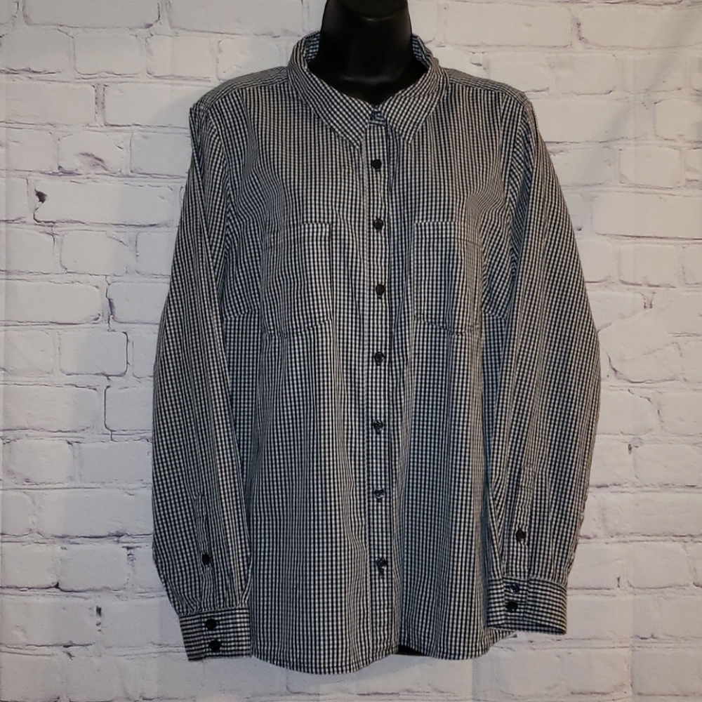 🍁🍁🍁Forever 21 button down shirt